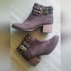Brown Booties Kookaburra by Ugg